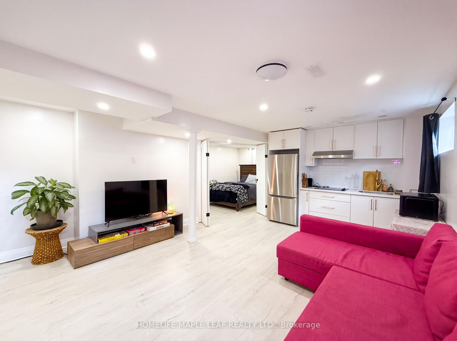 Photo 67 of 12 Giles Court, Whitby, Blue Grass Meadows — HOMEH