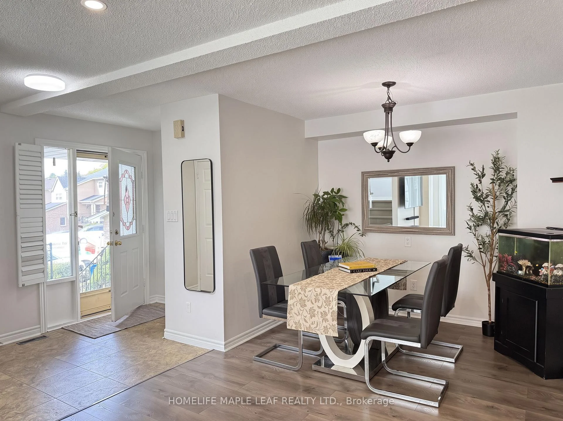 Photo 18 of 12 Giles Court, Whitby, Blue Grass Meadows — HOMEH