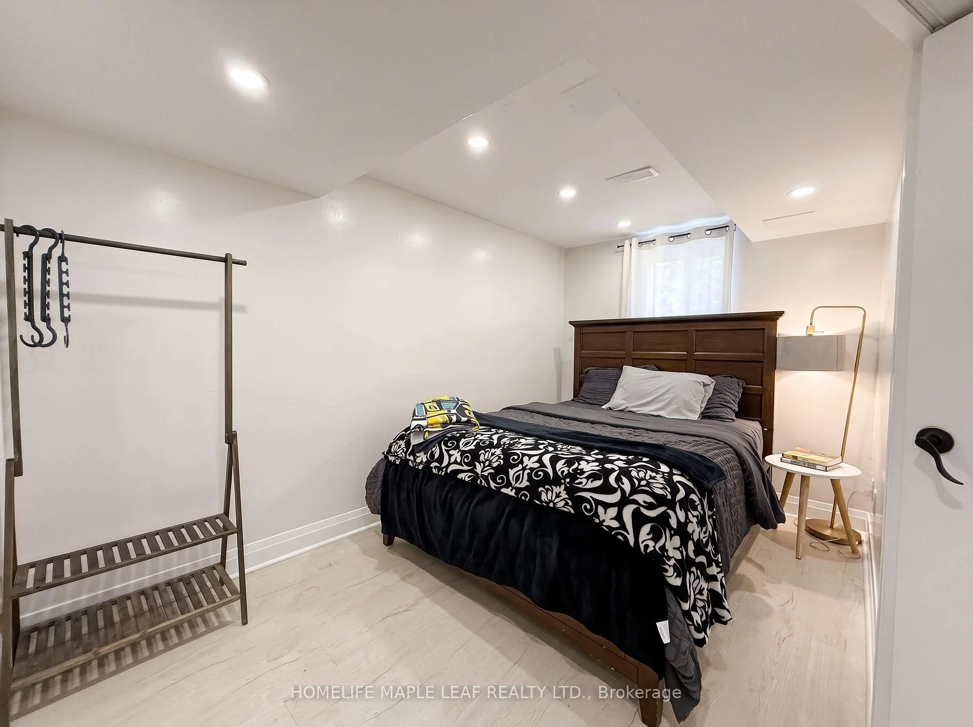 Photo 72 of 12 Giles Court, Whitby, Blue Grass Meadows — HOMEH