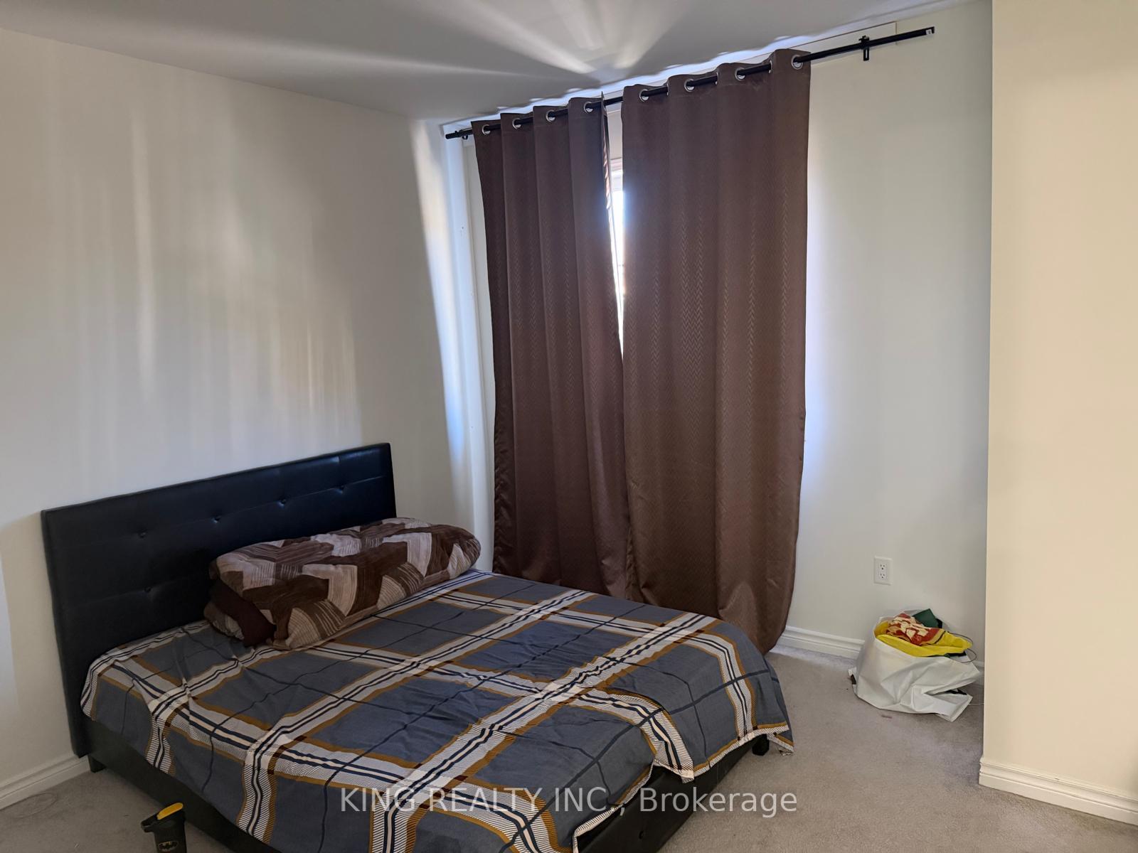 Photo 11 of 51 Eberly Woods Drive, Caledon, Rural Caledon — HOMEH