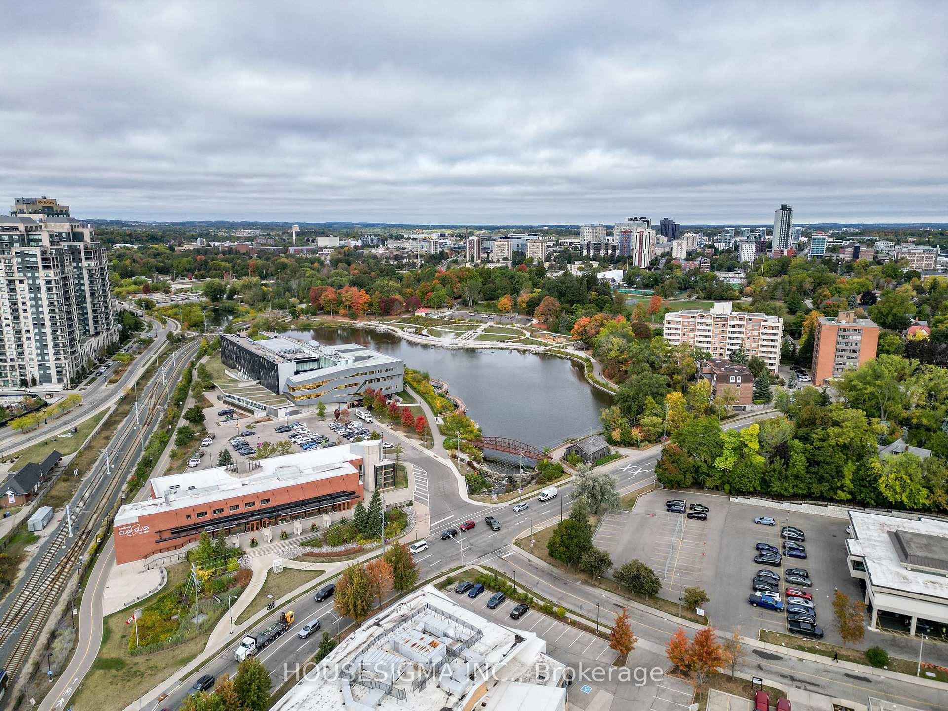 Photo 10 of 89B William Street W, Waterloo, Uptown West — HOMEH