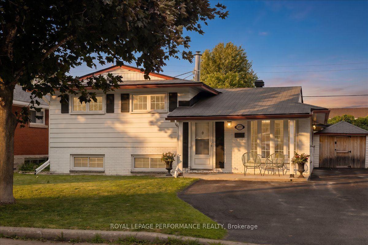 Photo of 2177 Bingham Street
