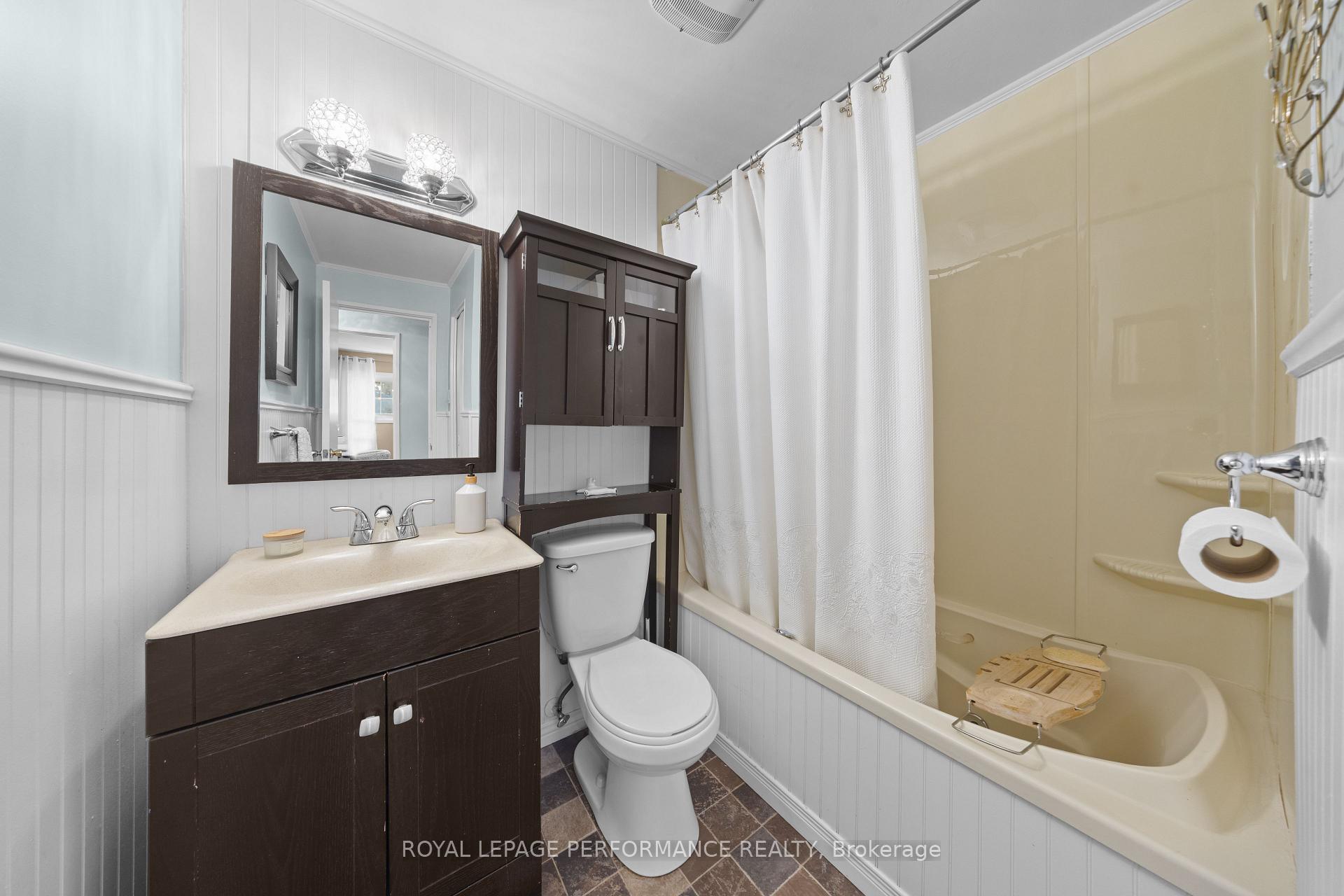 Photo 16 of 2177 Bingham Street, Ottawa, Elmvale Acres/Urbandale — HOMEH