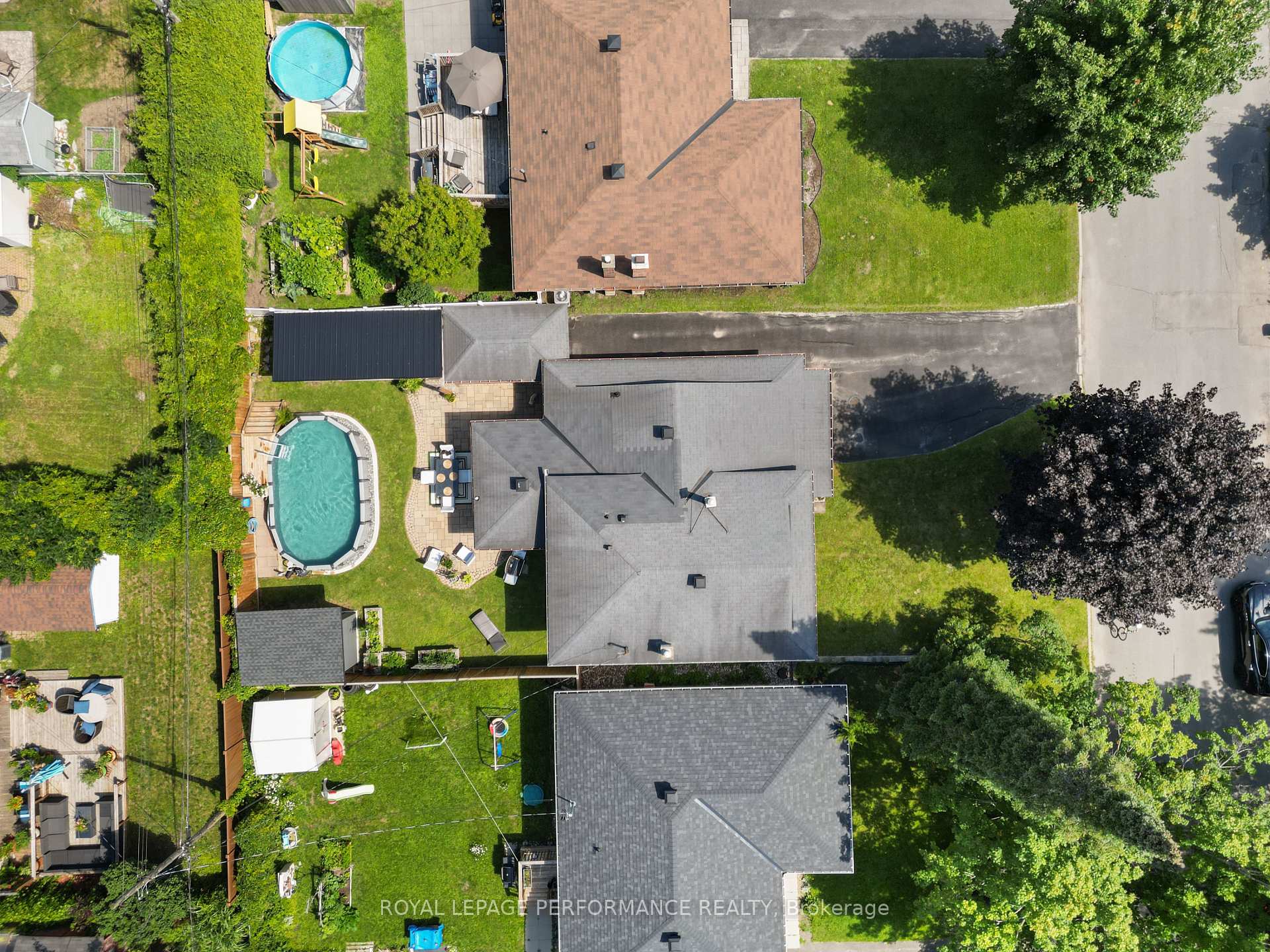 Photo 33 of 2177 Bingham Street, Ottawa, Elmvale Acres/Urbandale — HOMEH