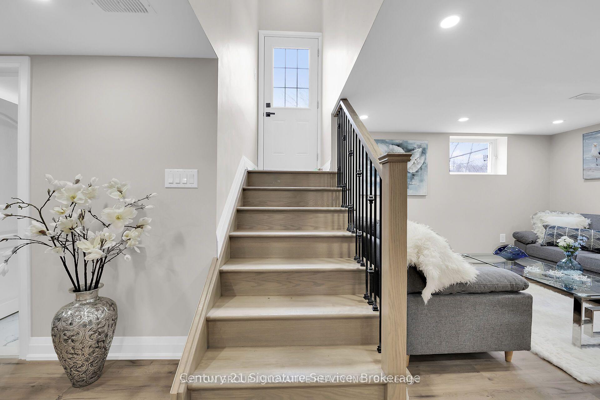Photo 8 of Unit Lower, 346 Pottruff Road N, Hamilton, Kentley — HOMEH