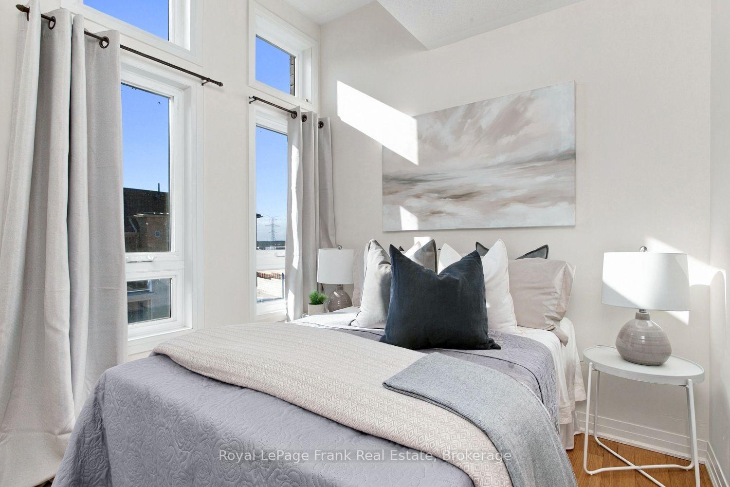 Photo 17 of Unit 17, 28C Lookout Drive, Clarington, Bowmanville — HOMEH