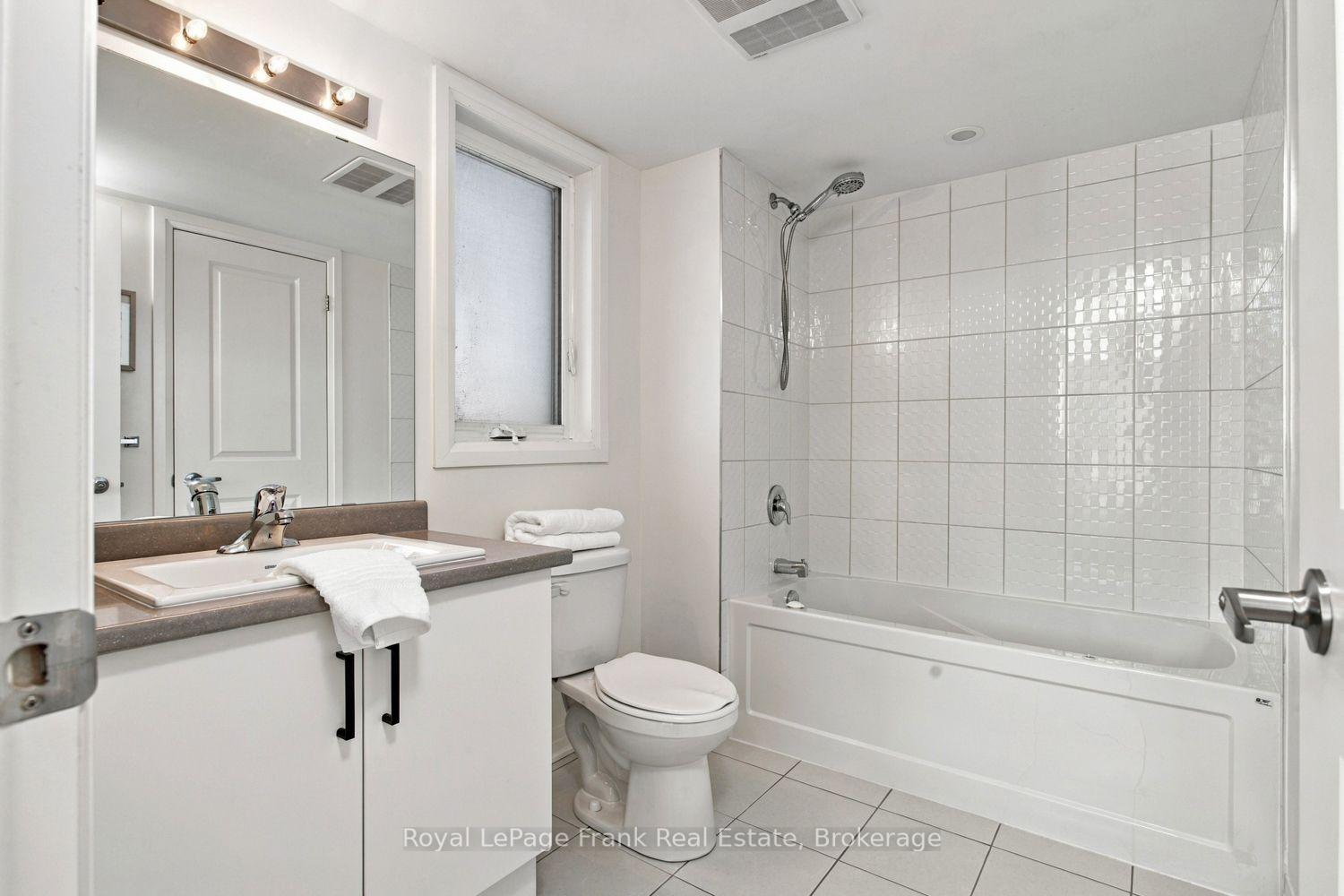 Photo 18 of Unit 17, 28C Lookout Drive, Clarington, Bowmanville — HOMEH