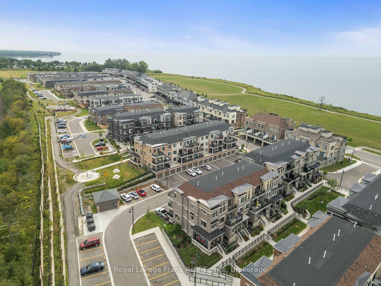 Photo 22 of Unit 17, 28C Lookout Drive, Clarington, Bowmanville — HOMEH