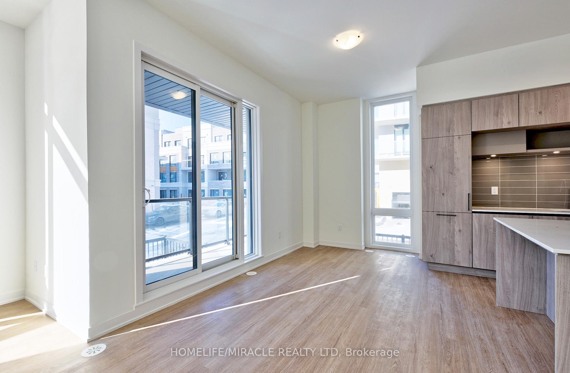 Photo 11 of Unit 1017, 14 David Eyer Road, Richmond Hill, Rural Richmond Hill — HOMEH