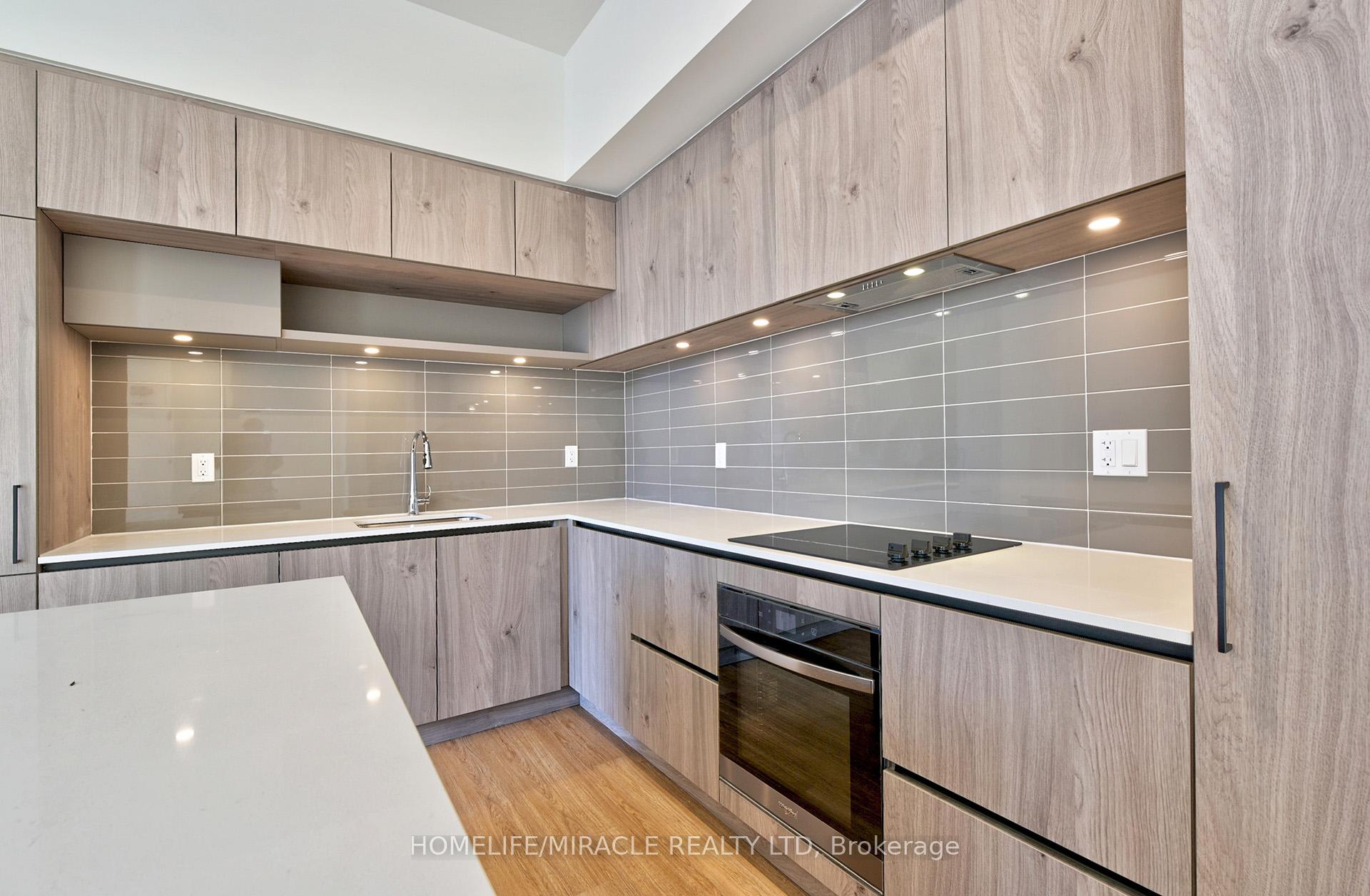 Photo 12 of Unit 1017, 14 David Eyer Road, Richmond Hill, Rural Richmond Hill — HOMEH