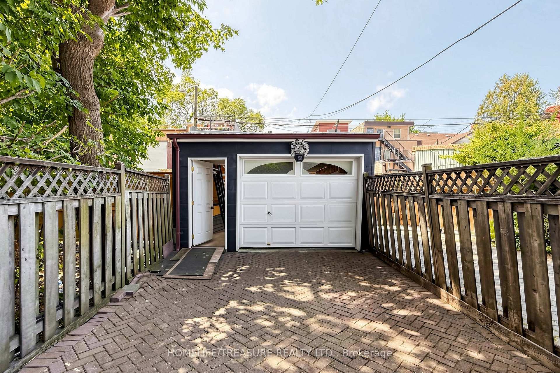 Photo 41 of 198 McCaul Street, Toronto, Kensington-Chinatown — HOMEH