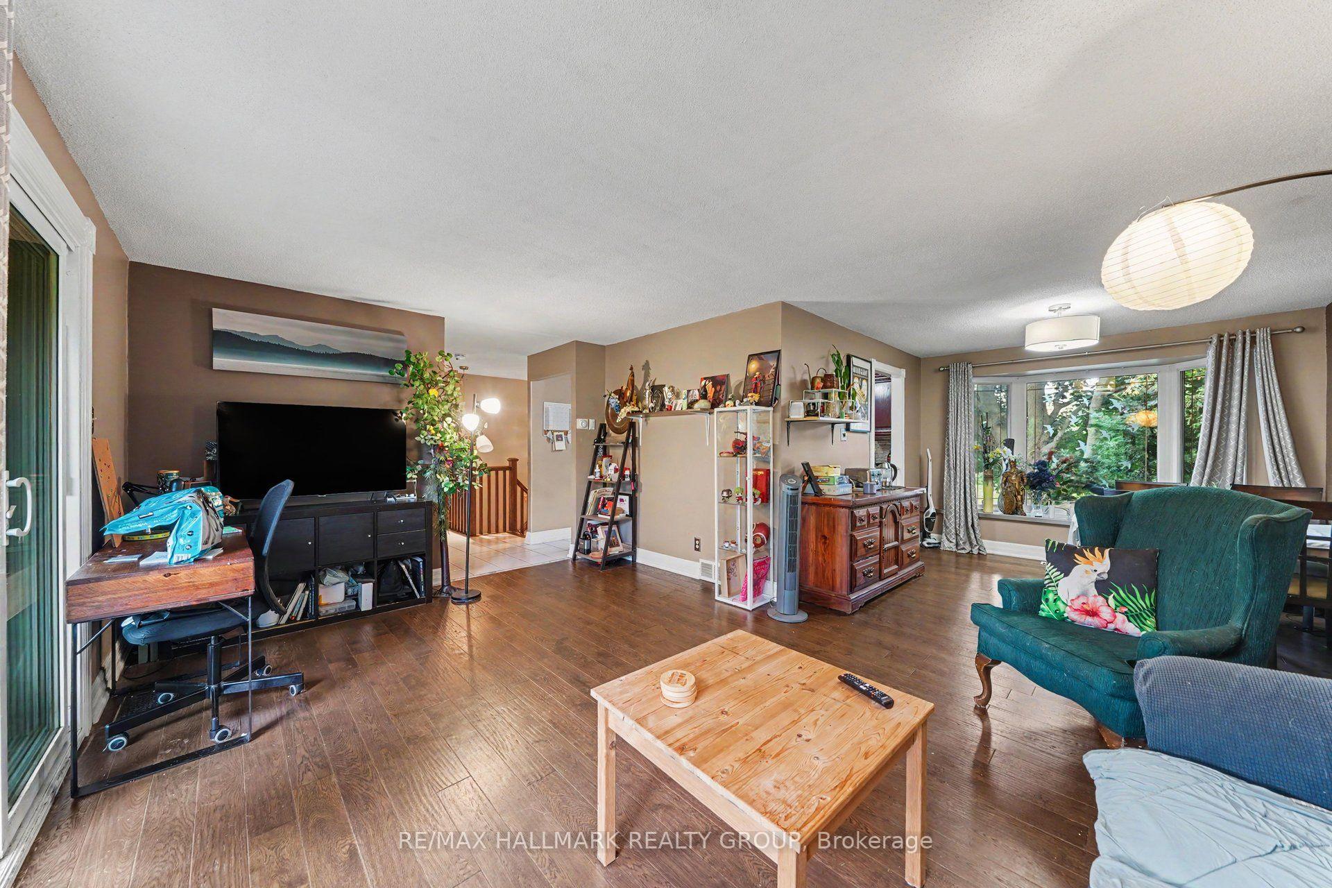 Photo 7 of 5 Lansfield Way, Ottawa, Tanglewood — HOMEH