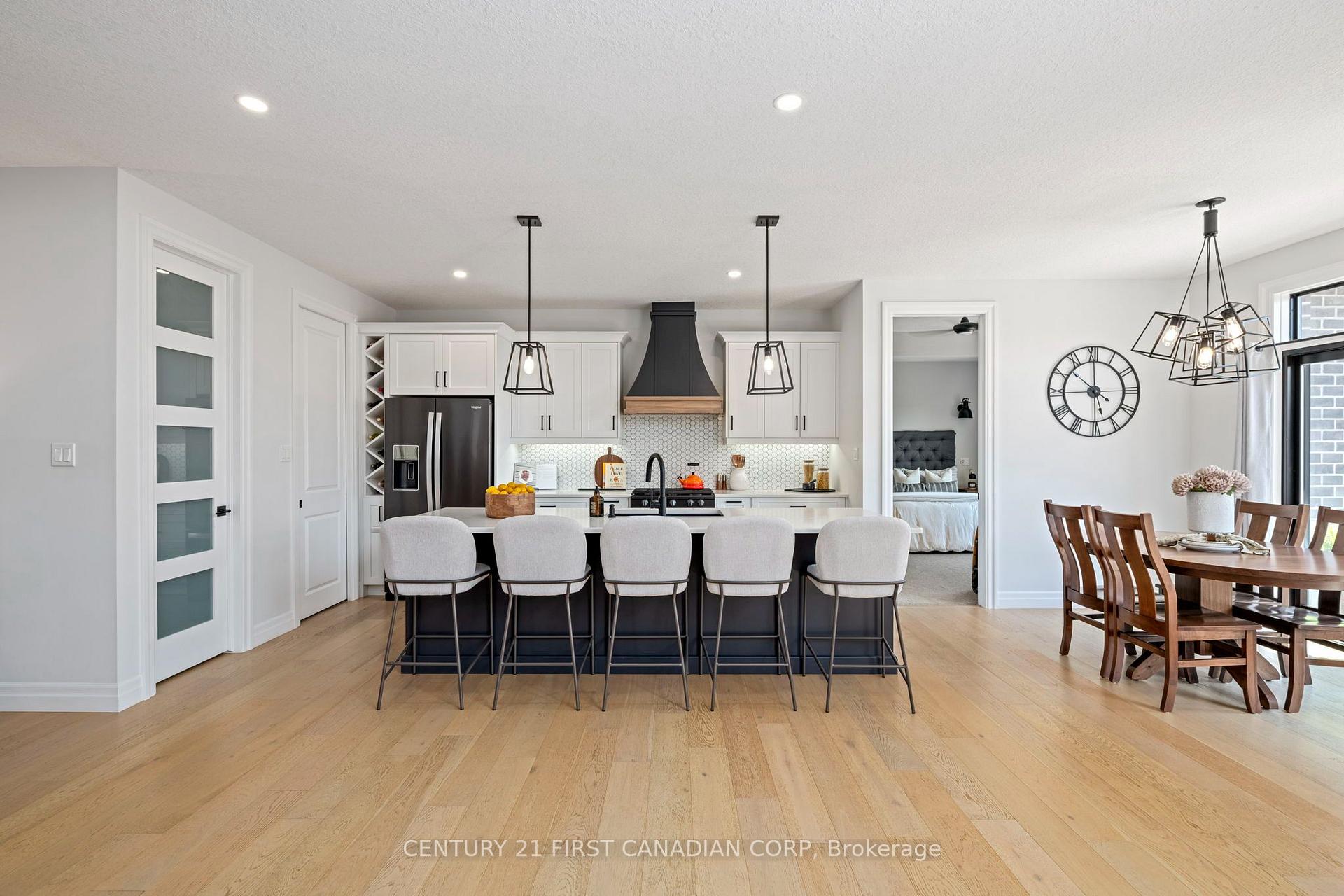 Photo 12 of 126 Aspen Circle, Thames Centre, Thorndale — HOMEH