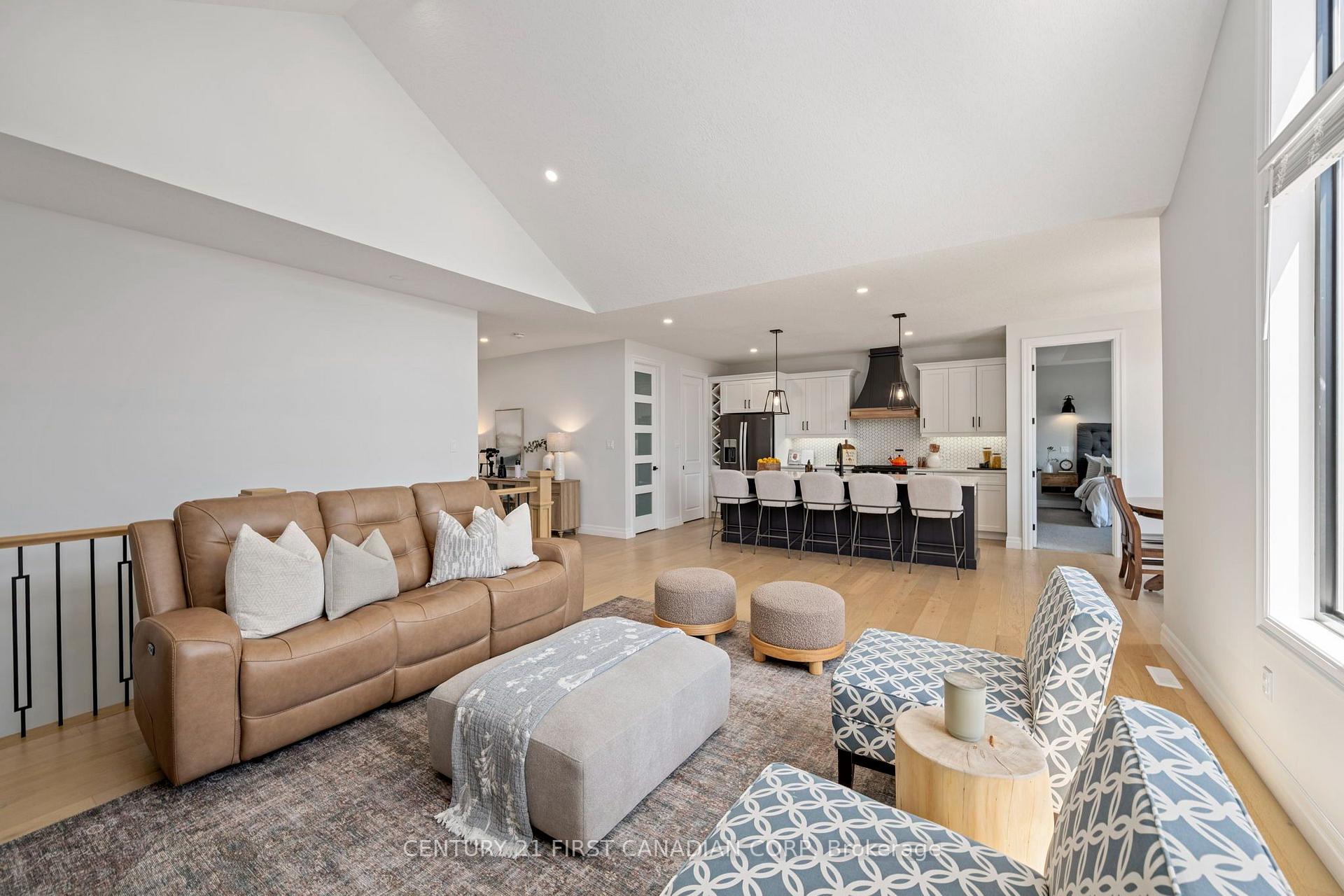 Photo 19 of 126 Aspen Circle, Thames Centre, Thorndale — HOMEH