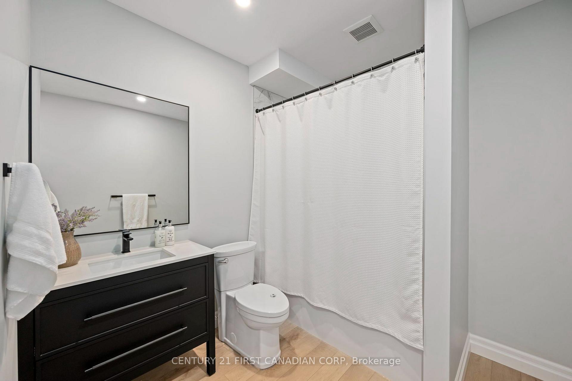 Photo 25 of 126 Aspen Circle, Thames Centre, Thorndale — HOMEH