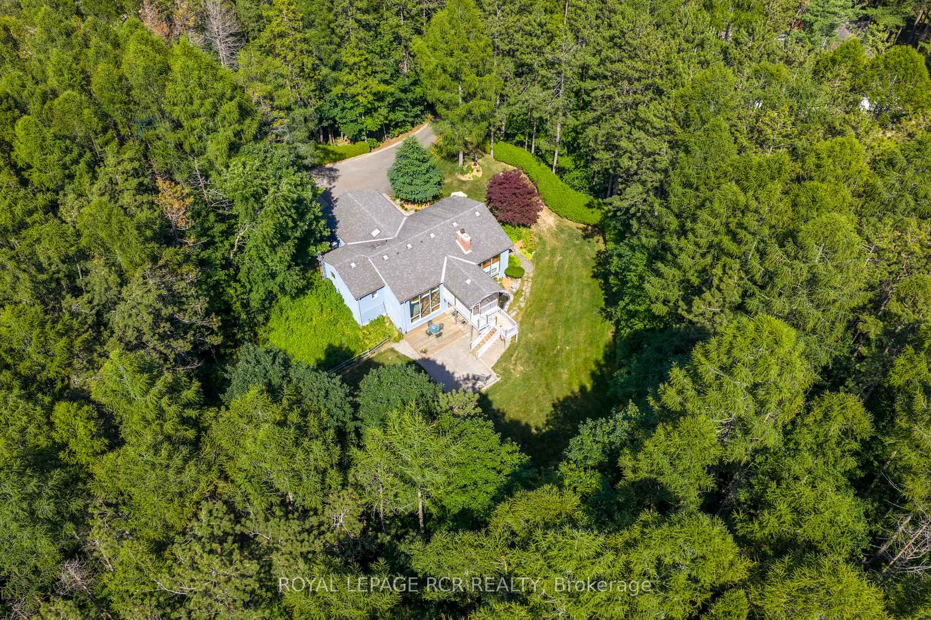 Photo 2 of 12 Damascus Drive, Caledon, Caledon East — HOMEH
