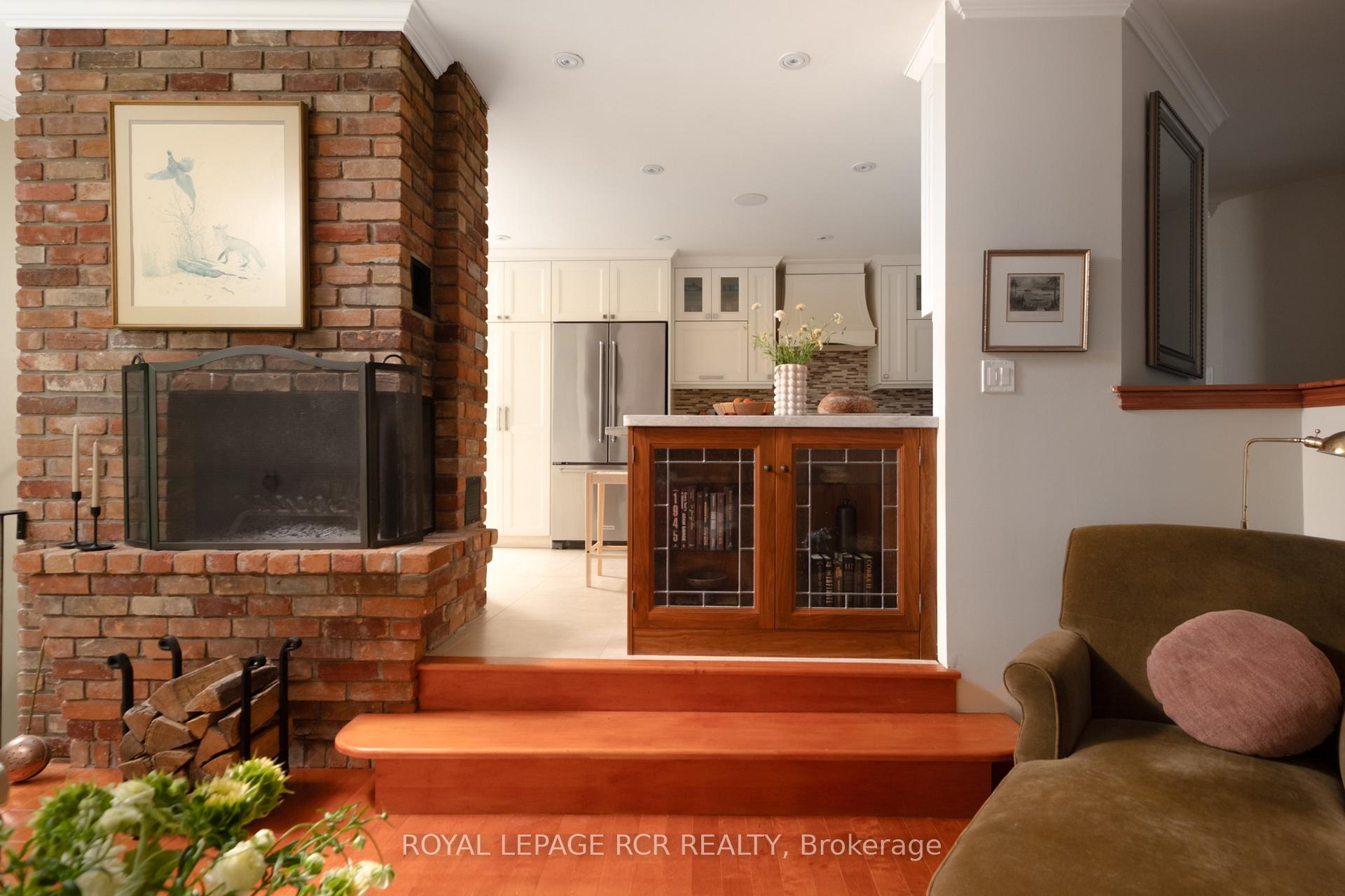 Photo 5 of 12 Damascus Drive, Caledon, Caledon East — HOMEH