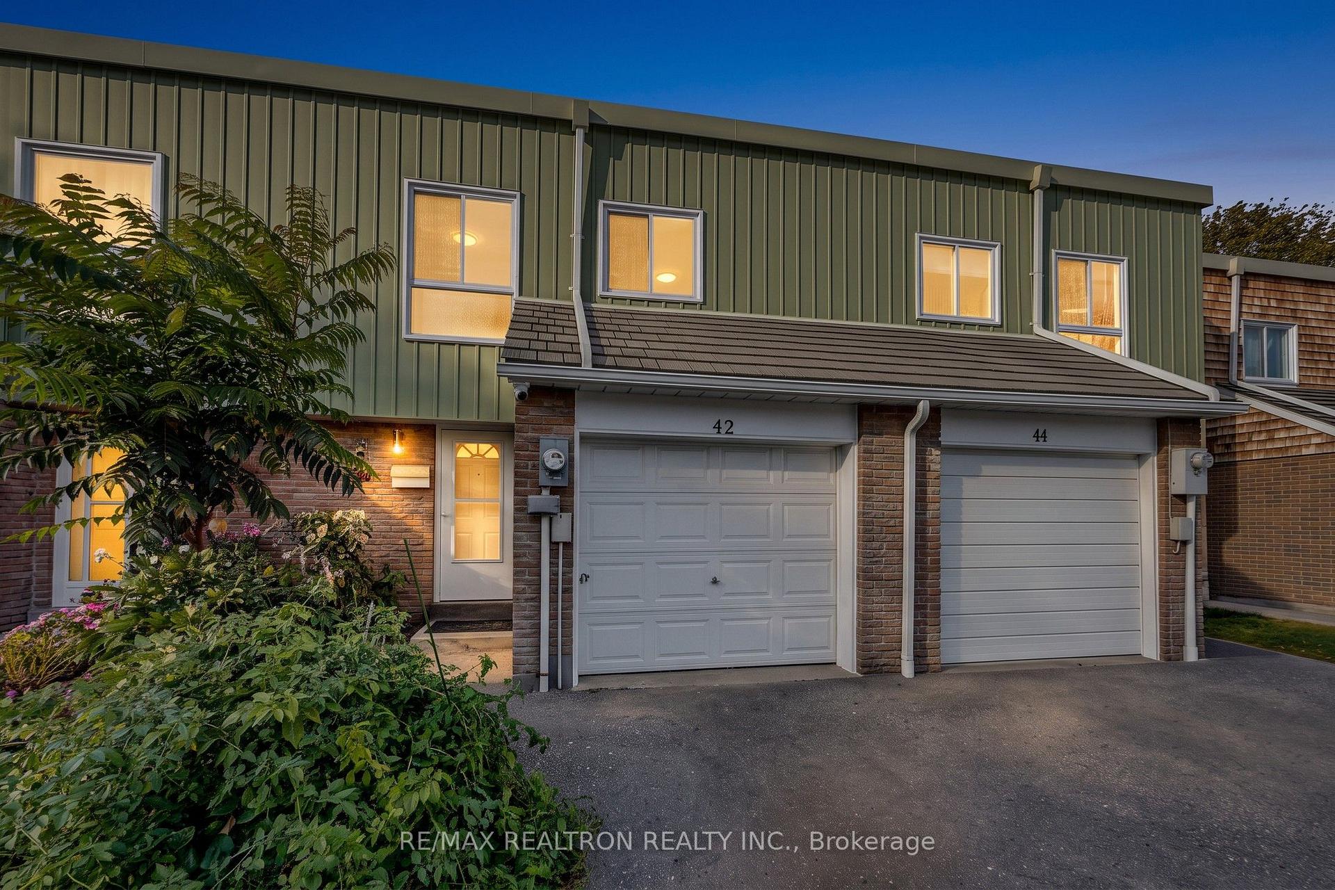 Photo of 42 Pepper Vine Way