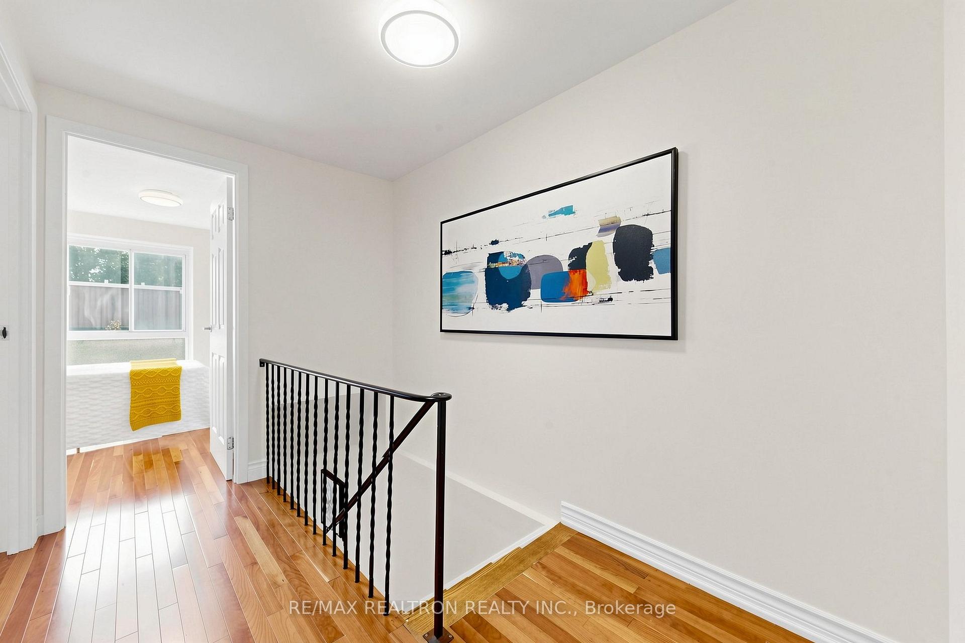 Photo 17 of 42 Pepper Vine Way, North York, Bayview Village — HOMEH