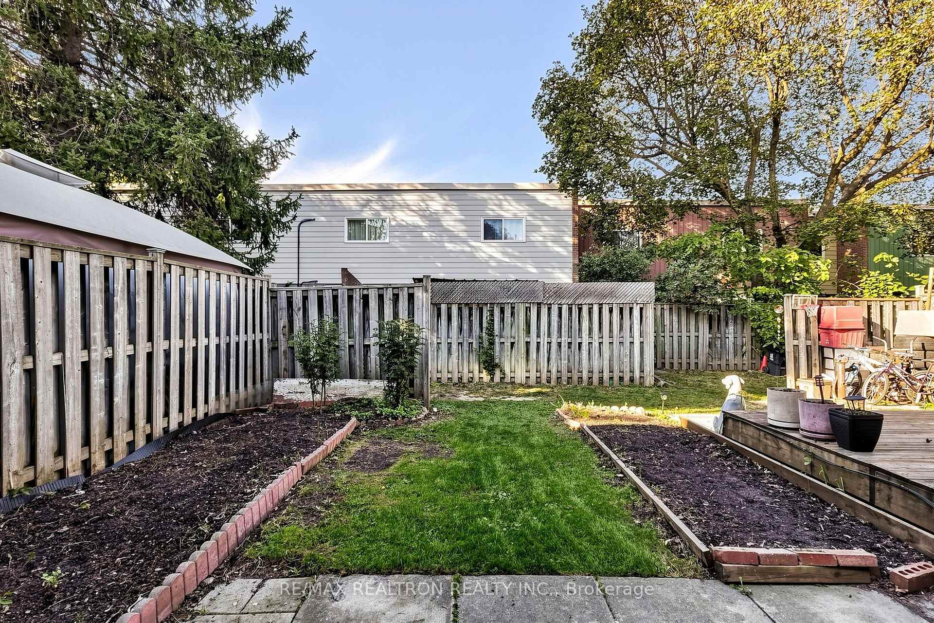 Photo 44 of 42 Pepper Vine Way, North York, Bayview Village — HOMEH