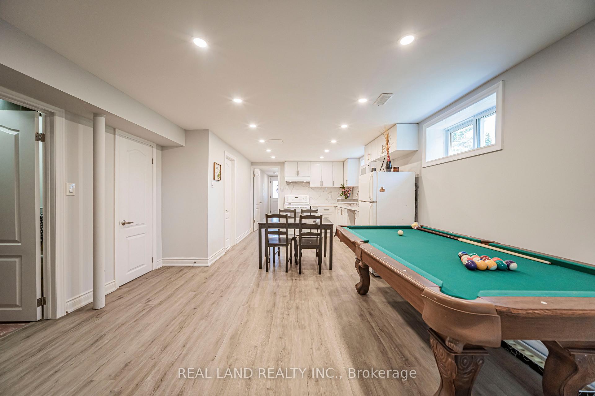 Photo 34 of 37 Pawnee Avenue, North York, Pleasant View — HOMEH