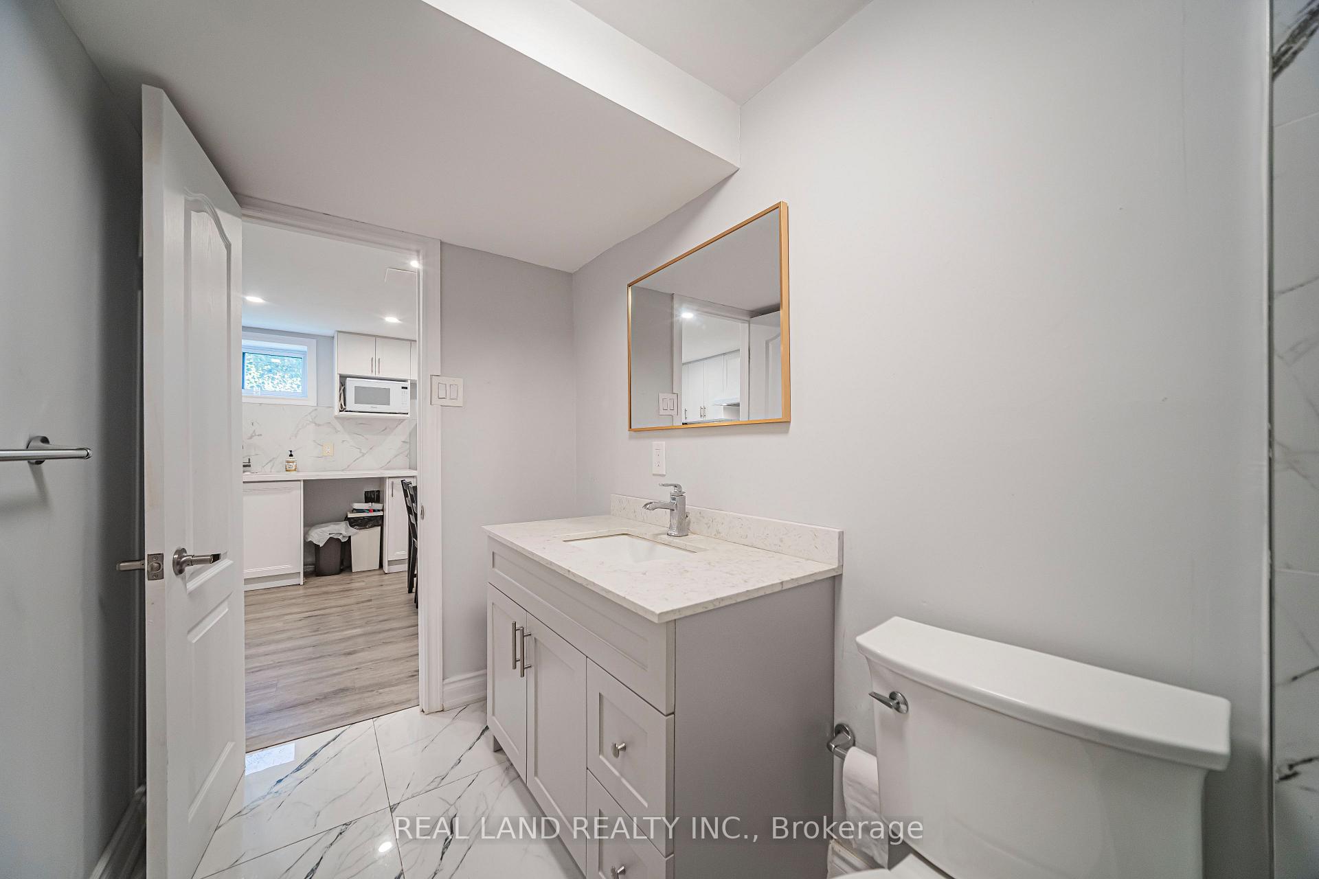 Photo 40 of 37 Pawnee Avenue, North York, Pleasant View — HOMEH