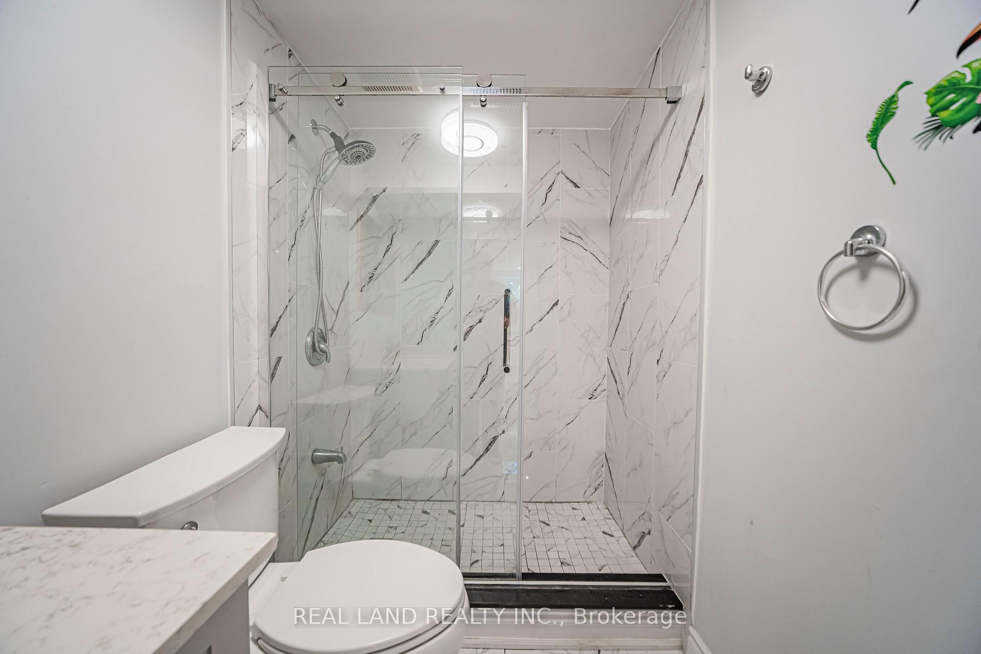 Photo 41 of 37 Pawnee Avenue, North York, Pleasant View — HOMEH