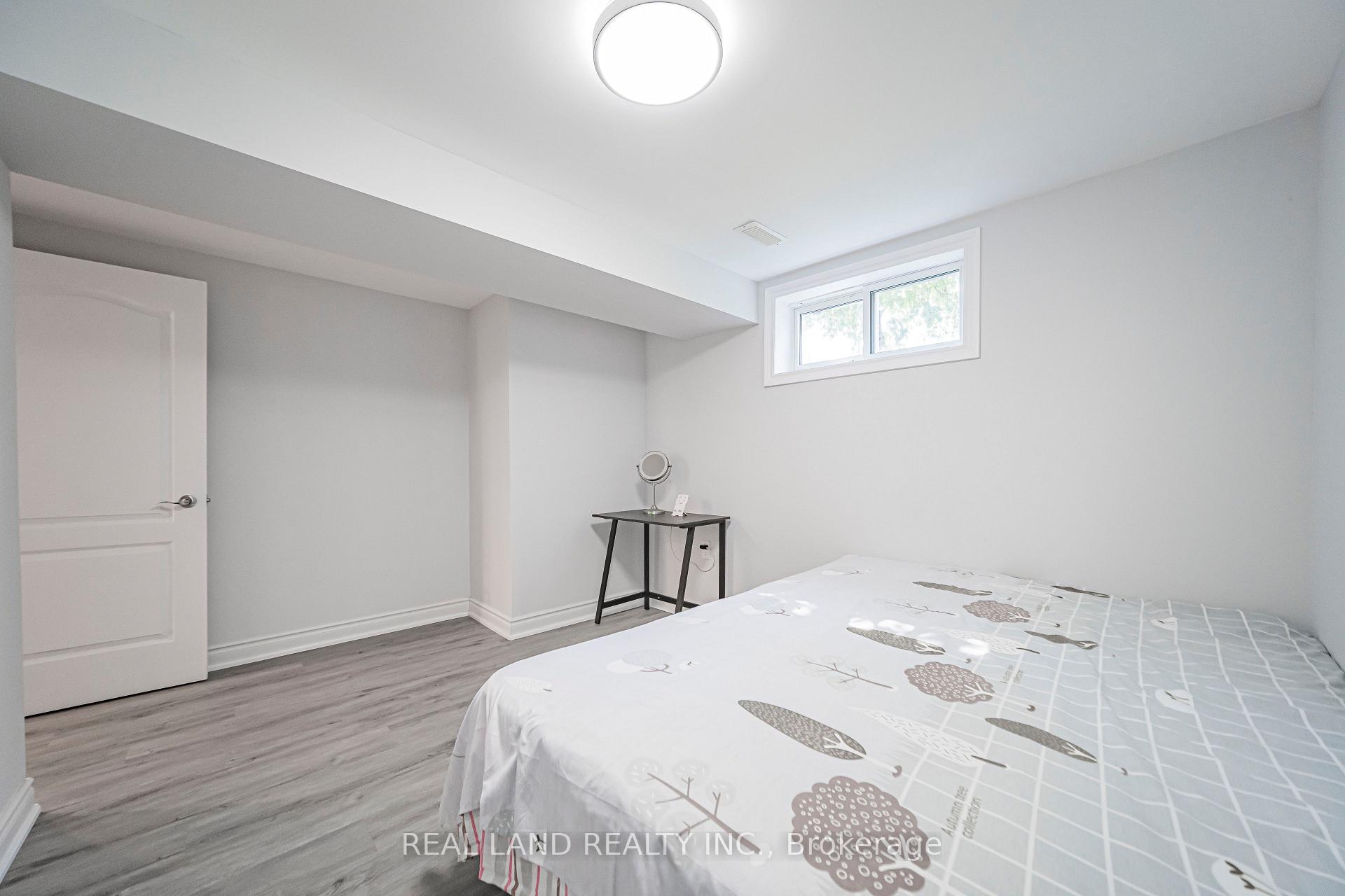 Photo 43 of 37 Pawnee Avenue, North York, Pleasant View — HOMEH