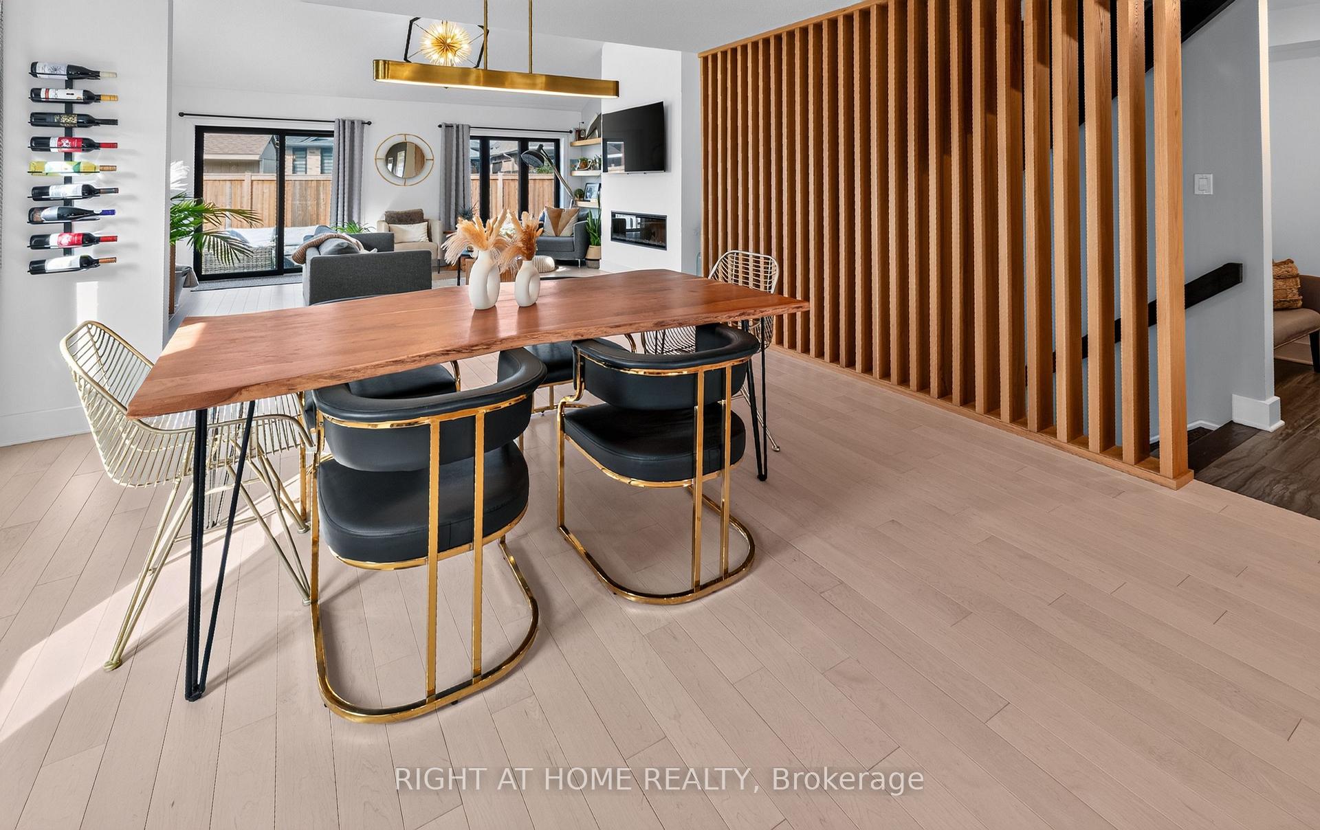 Photo 11 of 29 Harlequin Court, St. Thomas — HOMEH