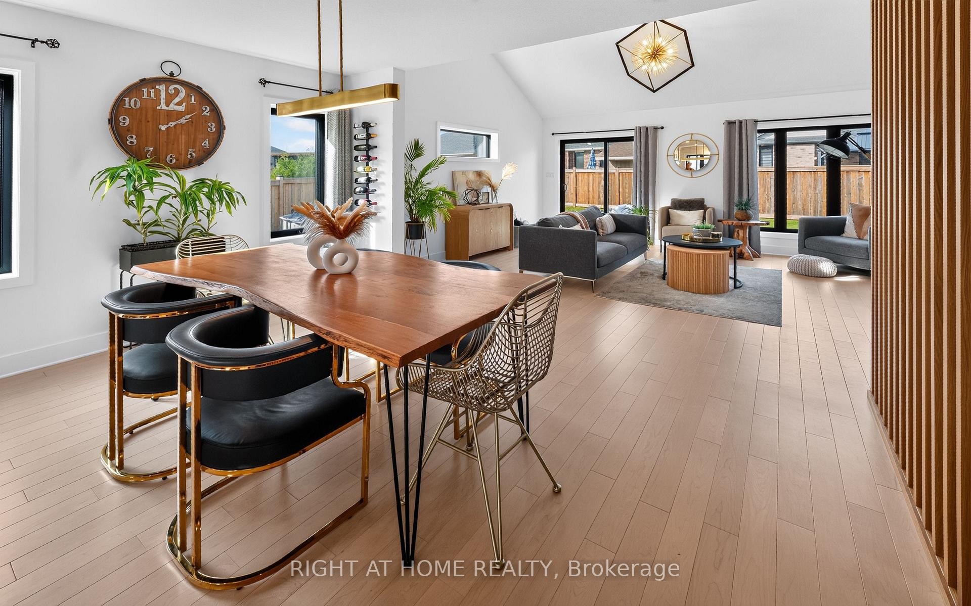 Photo 13 of 29 Harlequin Court, St. Thomas — HOMEH