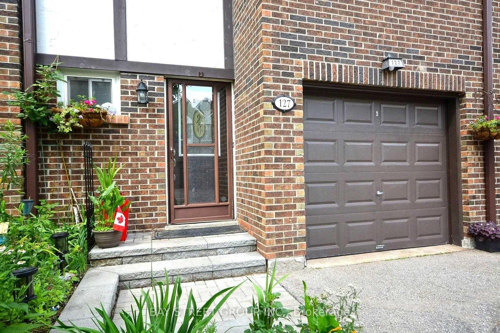 Photo 2 of Unit 127, 2120 Rathburn Road E, Mississauga, Rathwood — HOMEH