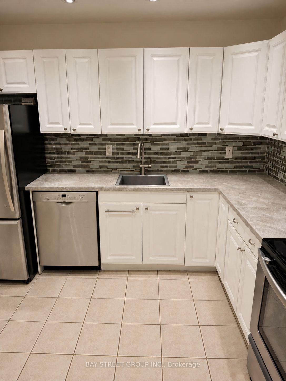 Photo 5 of Unit 127, 2120 Rathburn Road E, Mississauga, Rathwood — HOMEH