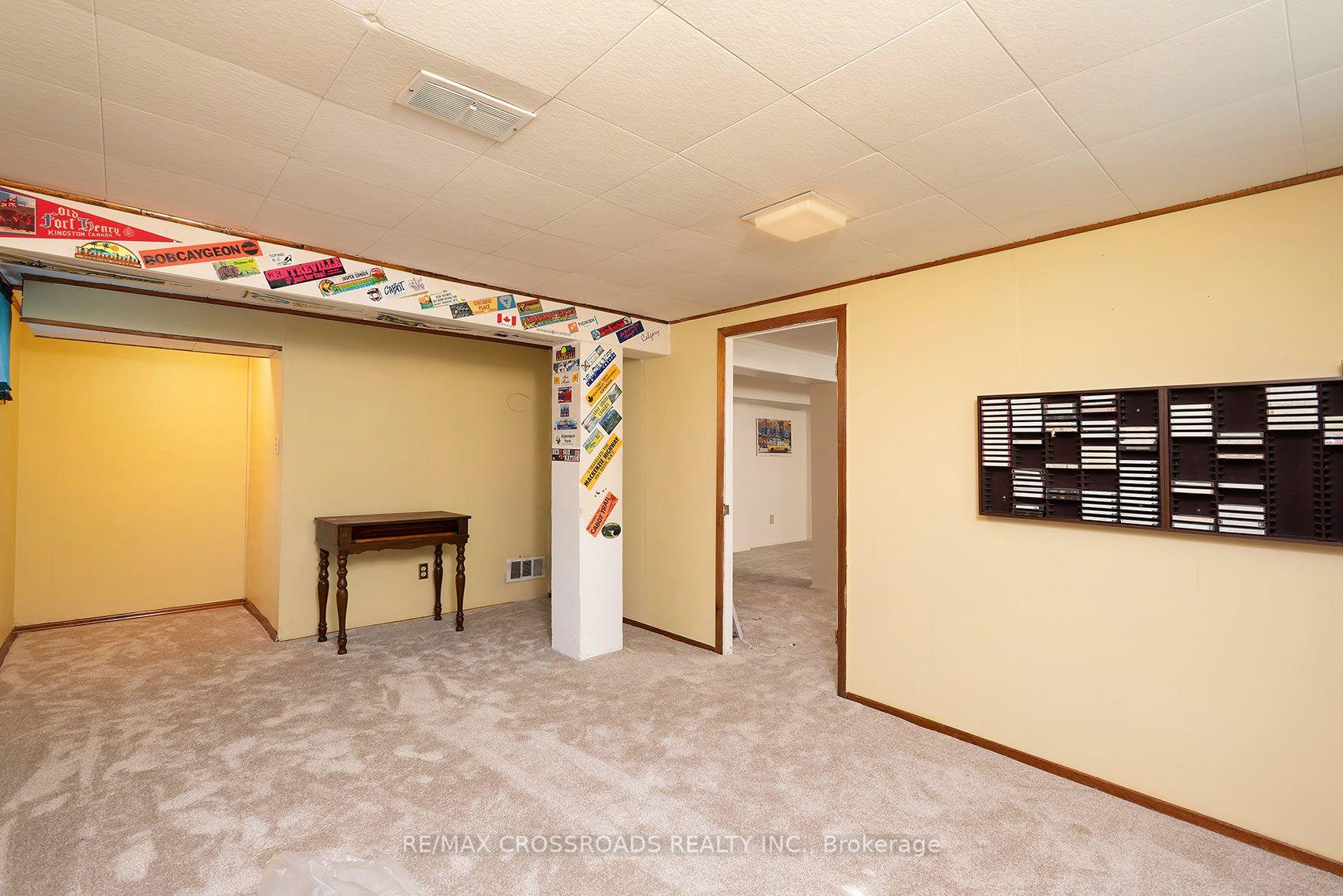 Photo 27 of 887 Brimorton Drive, Scarborough, Woburn — HOMEH