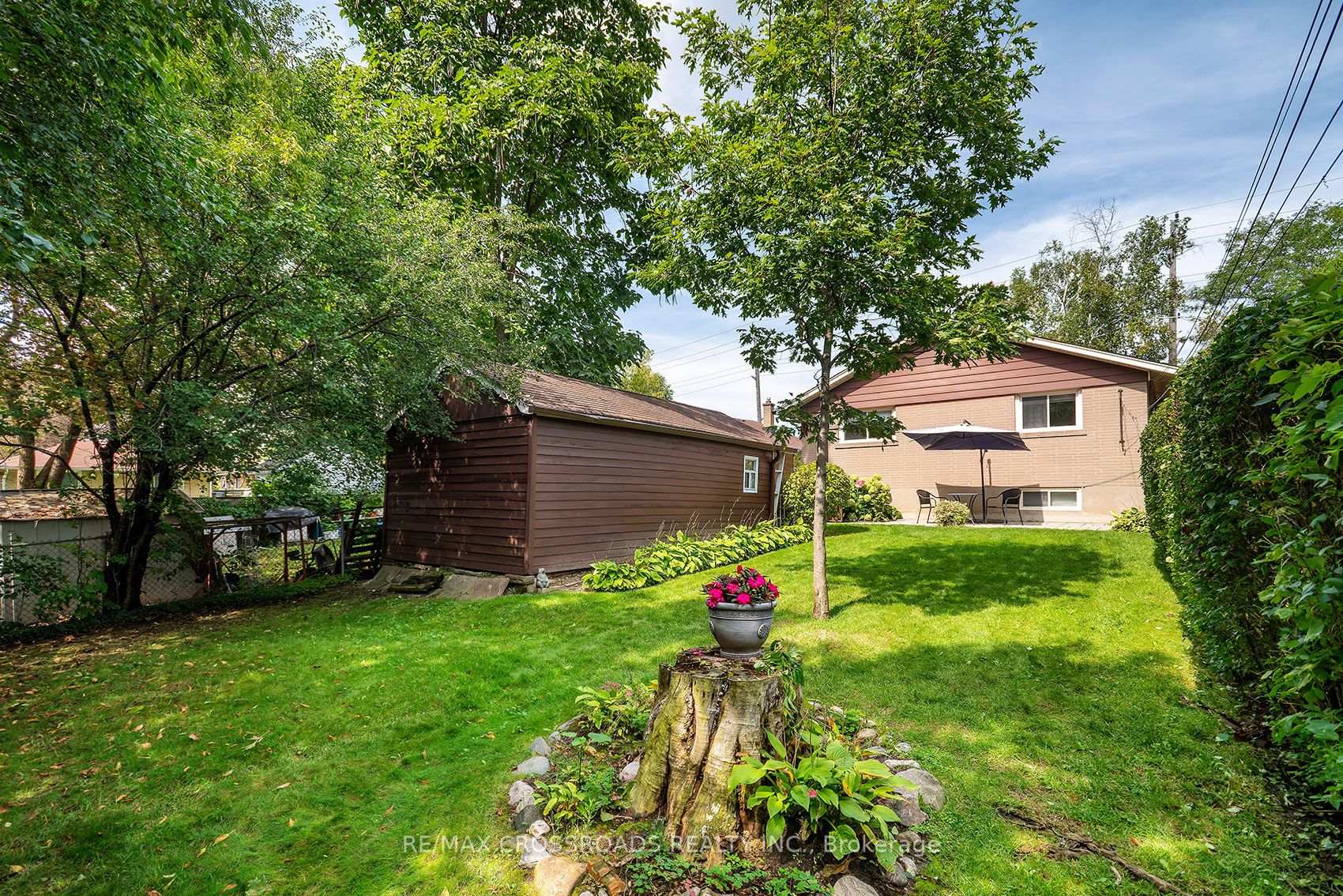 Photo 29 of 887 Brimorton Drive, Scarborough, Woburn — HOMEH