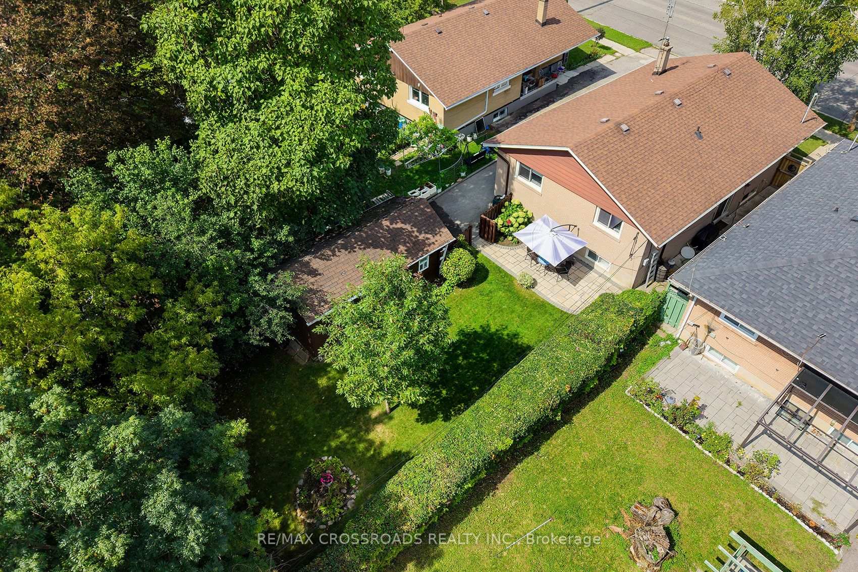 Photo 31 of 887 Brimorton Drive, Scarborough, Woburn — HOMEH