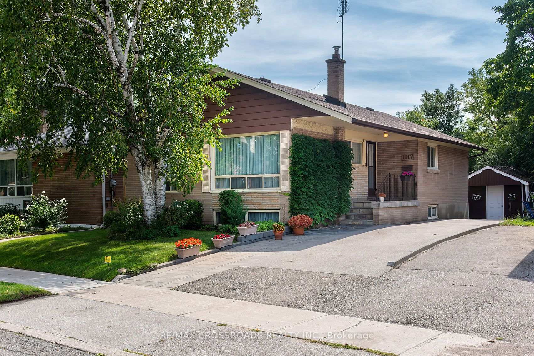 Photo 38 of 887 Brimorton Drive, Scarborough, Woburn — HOMEH