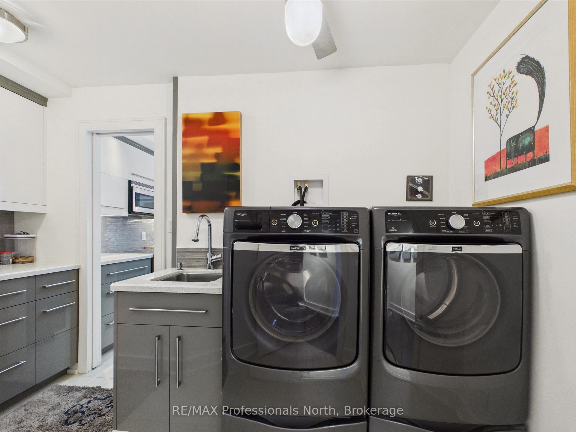 Photo 12 of Unit 405, 10A Kimberley Avenue, Bracebridge — HOMEH