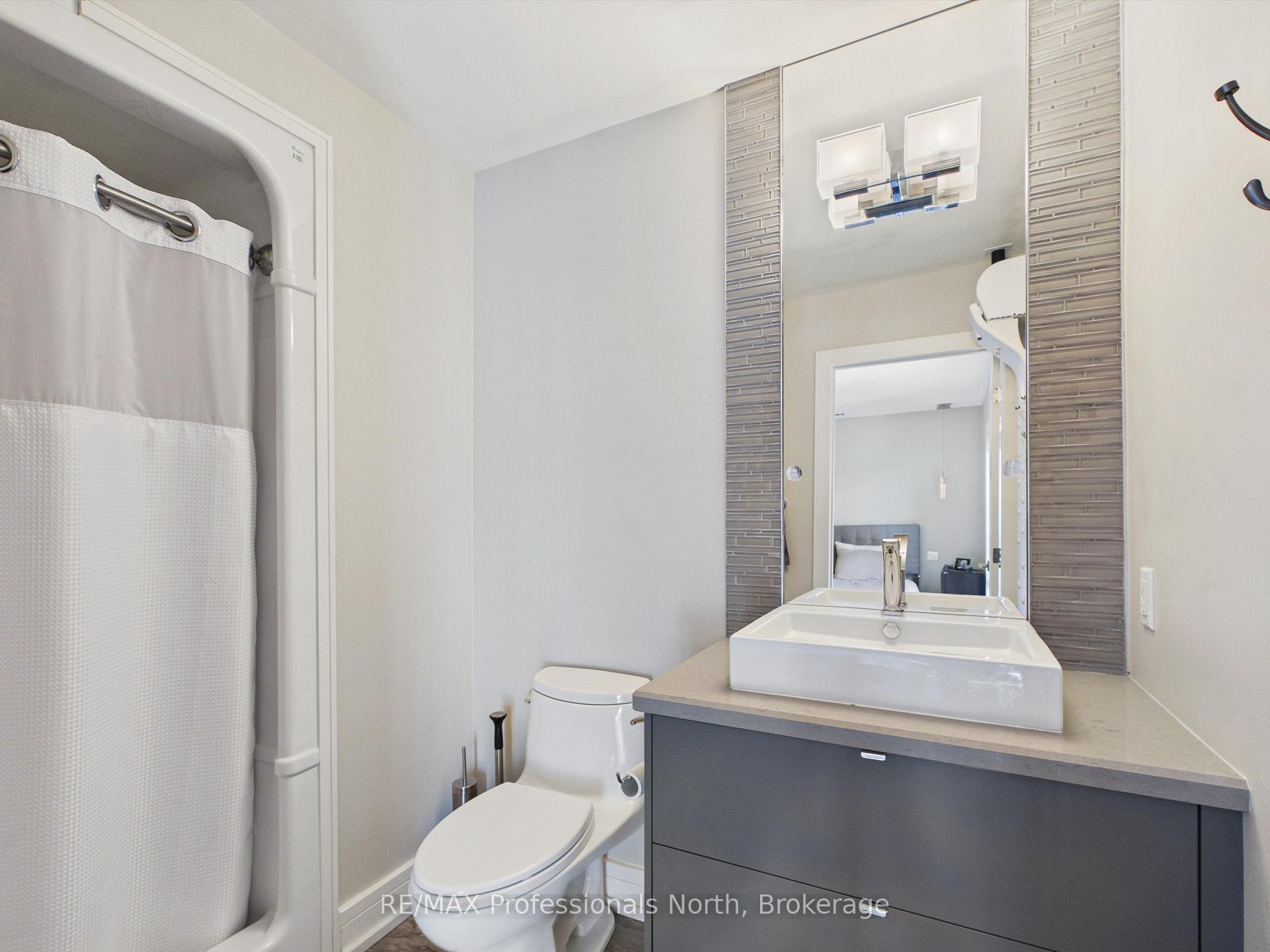Photo 23 of Unit 405, 10A Kimberley Avenue, Bracebridge — HOMEH