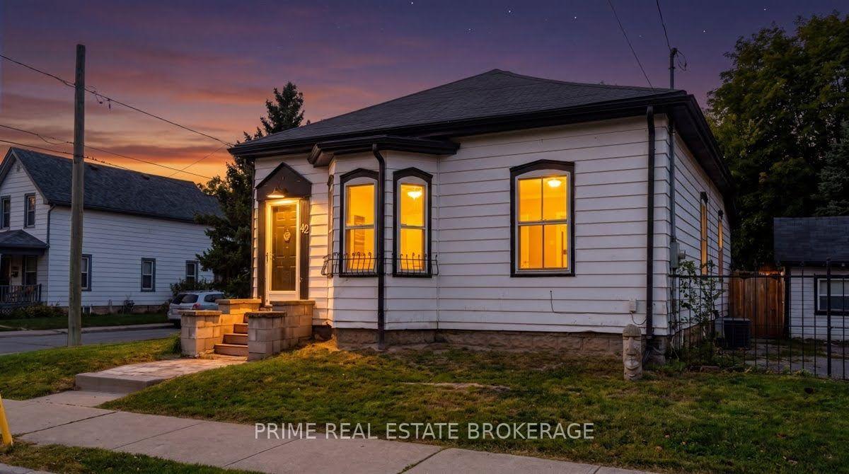 Photo of 42 Bruce Street