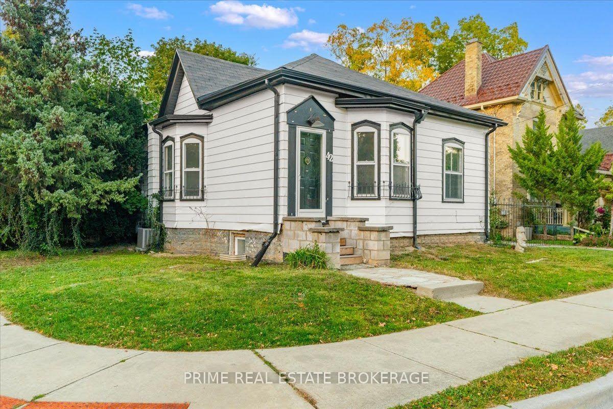 Photo 3 of 42 Bruce Street, London, South F — HOMEH