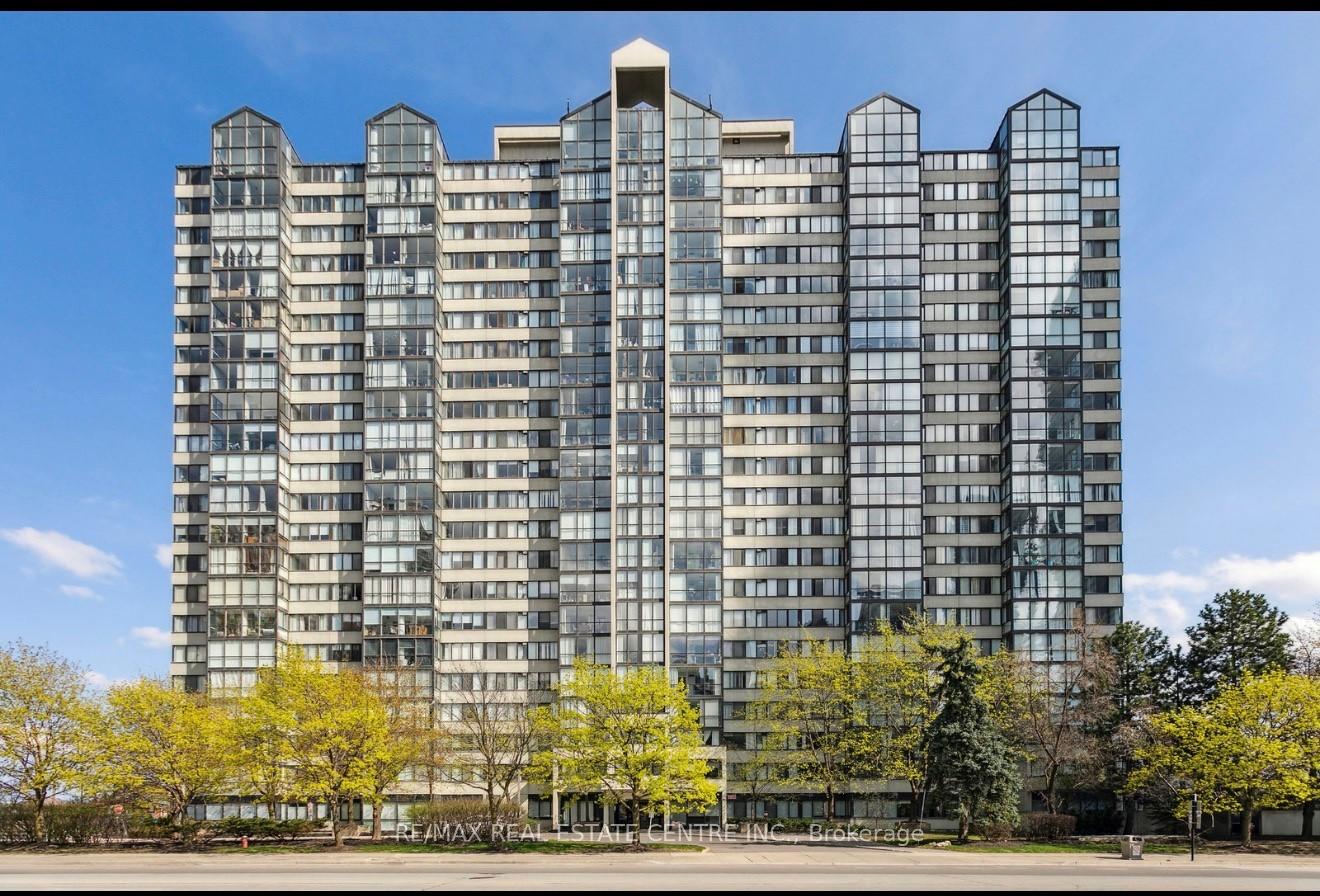 Photo of Unit 411, 350 Webb Drive