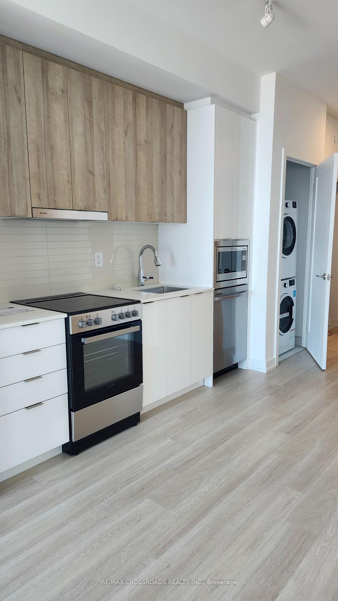 Photo 3 of Unit 1001, 9751 Markham Road, Markham, Greensborough — HOMEH