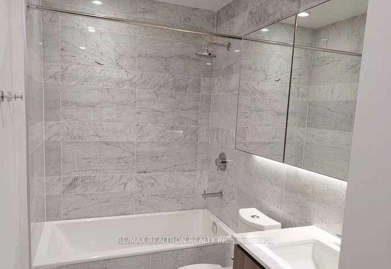 Photo 10 of Unit 2702, 19 Bathurst Street, Toronto, Waterfront Communities — HOMEH