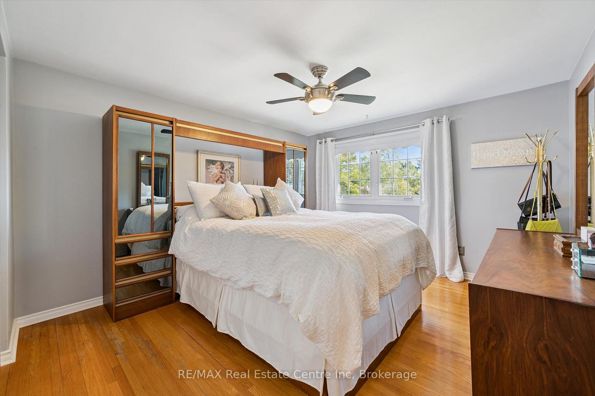 Photo 23 of 47 Lambert Crescent, Guelph, Dovercliffe Park/Old University — HOMEH