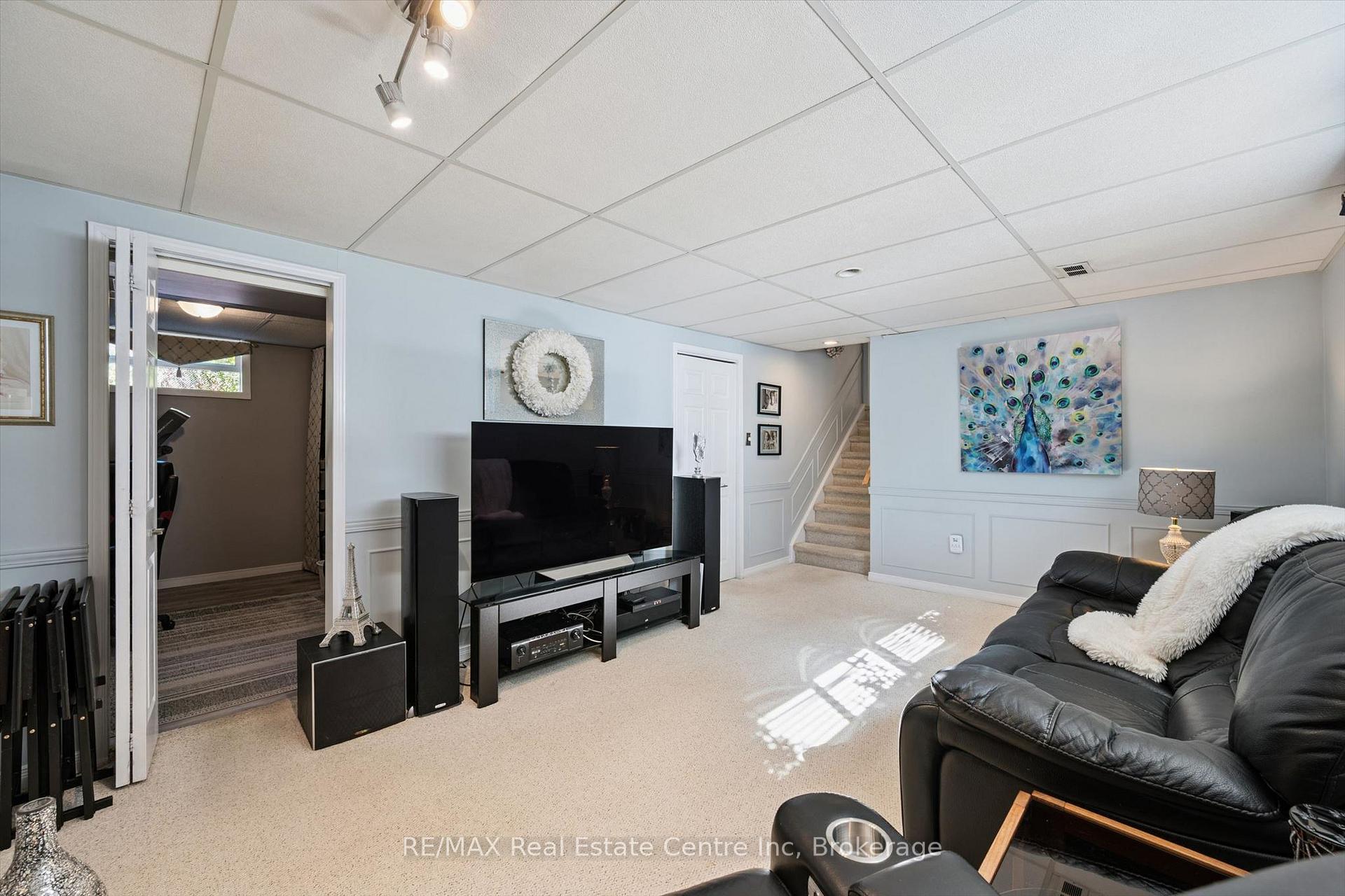 Photo 27 of 47 Lambert Crescent, Guelph, Dovercliffe Park/Old University — HOMEH