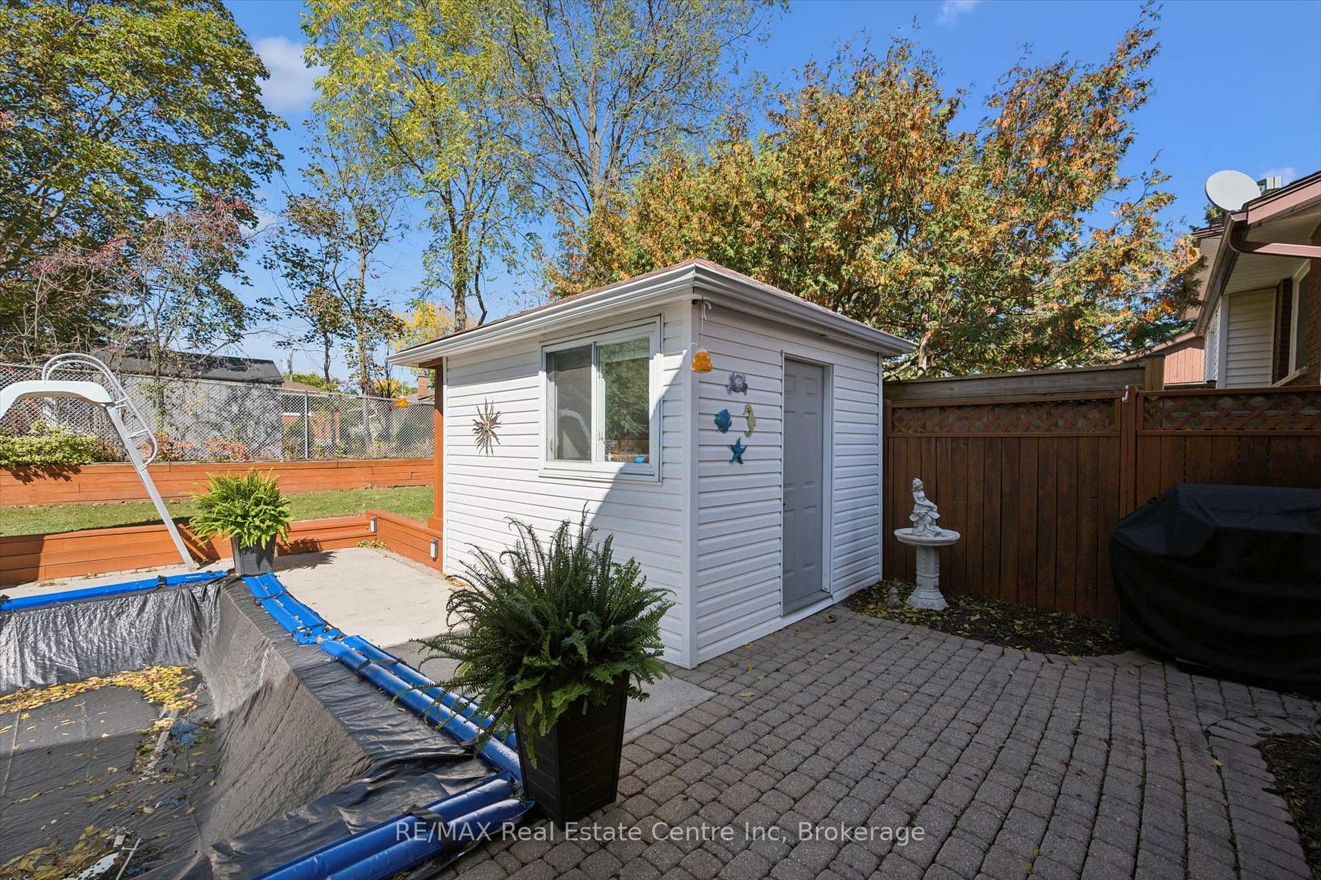 Photo 37 of 47 Lambert Crescent, Guelph, Dovercliffe Park/Old University — HOMEH