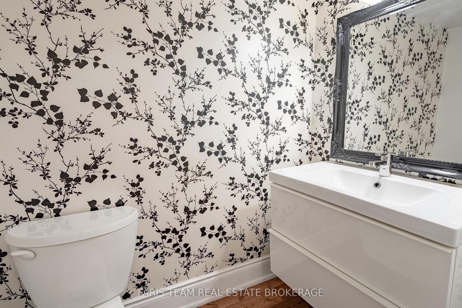 Photo 12 of 12 Valley View Drive, Springwater, Rural Springwater — HOMEH