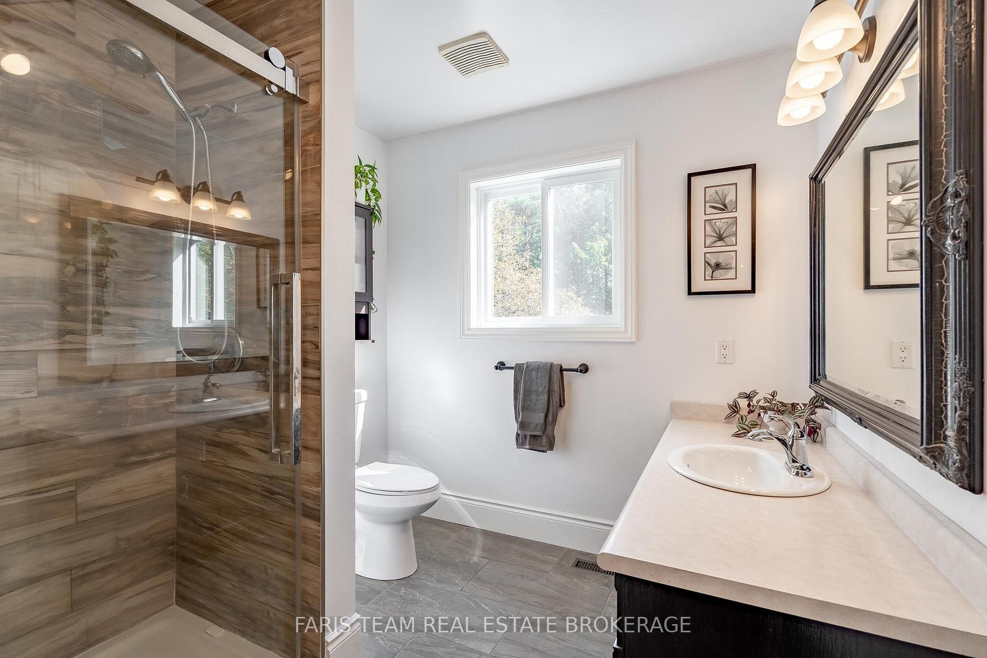 Photo 18 of 12 Valley View Drive, Springwater, Rural Springwater — HOMEH