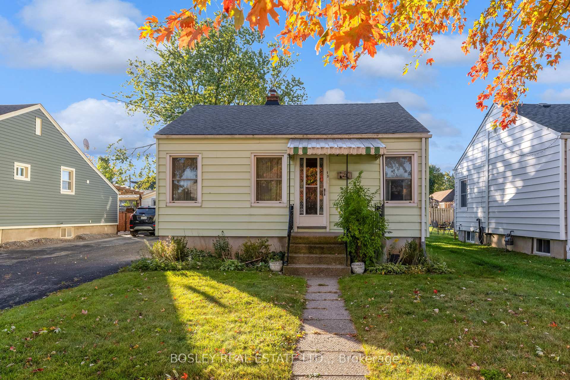 Photo 4 of 13 Hilda Street, St. Catharines, Western Hill — HOMEH