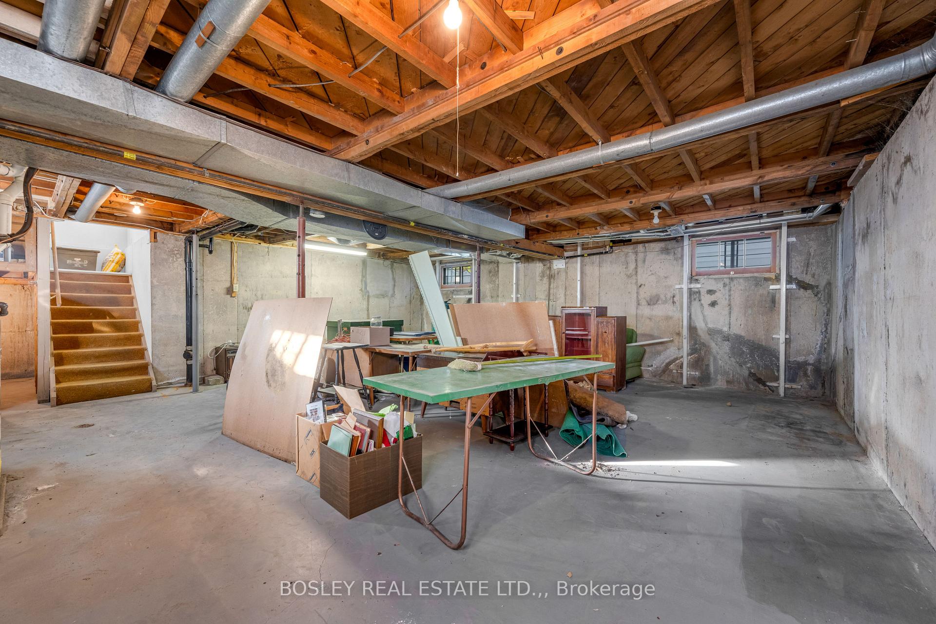 Photo 18 of 13 Hilda Street, St. Catharines, Western Hill — HOMEH